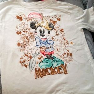 Disney Mickey studio collection t shirt